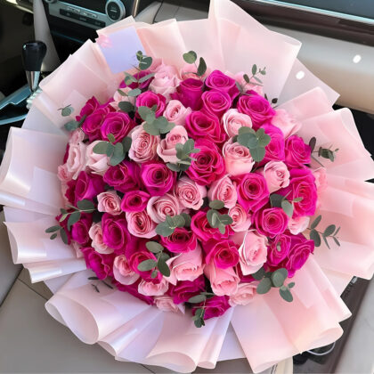 100 Pink Roses in  Love's Divine