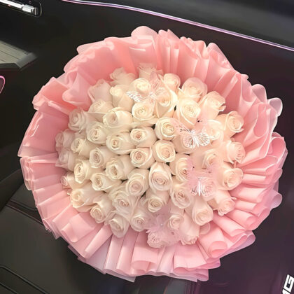 Copy of 50 White Roses in Classic Love