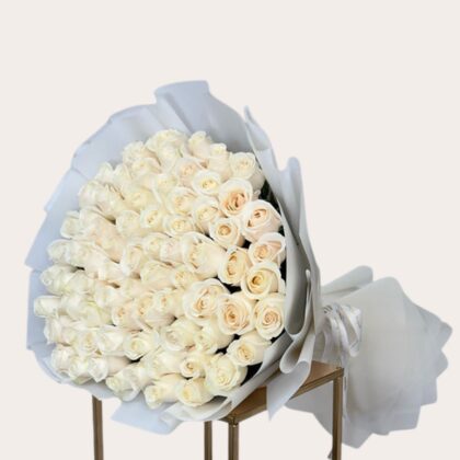 90 White Roses Sliver Premium Bouquet