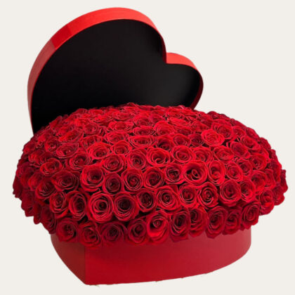 Luxury Heart-Shaped 400 Roses Box