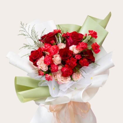 Luxury Red Carnation Bouquet Dubai – Romantic Anniversary Flowers UAE